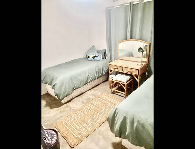 3 BEDROOM APARTMENT FOR SALE IN IVY BEACH
